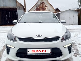 2017 Kia Rio IV, белый, 1200000 рублей, вид 2