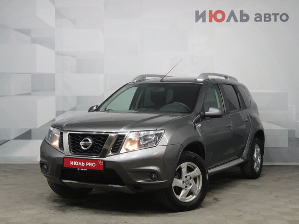 2015 Nissan Terrano III (D10), серый, 1350000 рублей - вид 5