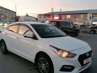 2018 Hyundai Solaris II, белый, 910000 рублей, вид 2