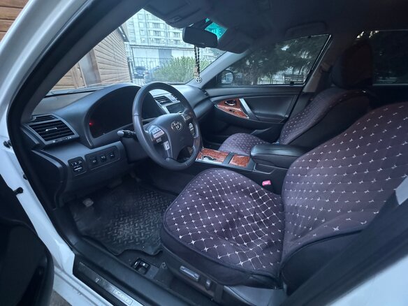 2009 Toyota Camry VI (XV40) Рестайлинг, белый, 1150000 рублей - вид 10