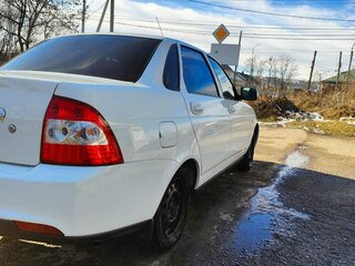 2016 Lada (ВАЗ) Priora I Рестайлинг, белый, 720000 рублей, вид 3