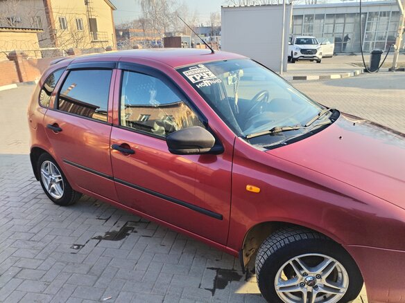 2011 Lada (ВАЗ) Kalina I, красный, 360000 рублей - вид 3