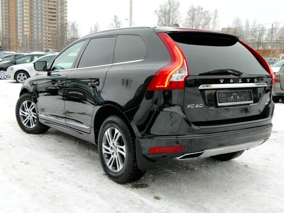 2014 Volvo XC60 I Рестайлинг, чёрный - вид 3