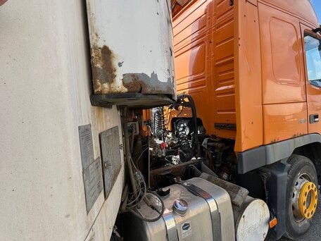 2008 Volvo FM, оранжевый, 2555000 рублей, вид 3