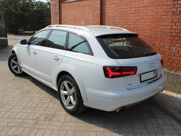 2016 Audi A6 allroad III (C7) Рестайлинг, белый - вид 5