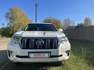 2018 Toyota Land Cruiser Prado 150 Series Рестайлинг 2, белый, 5500000 рублей, вид 1