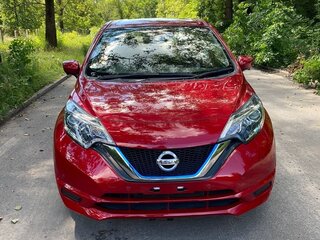 2018 Nissan Note e-Power II Рестайлинг, красный, 1620000 рублей, вид 1