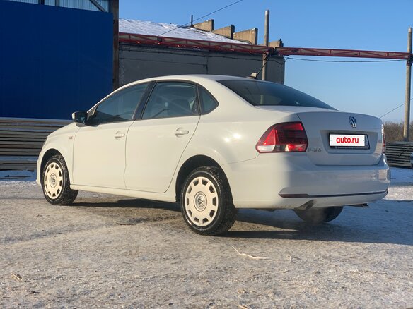 2017 Volkswagen Polo V Рестайлинг, белый, 1100000 рублей - вид 5