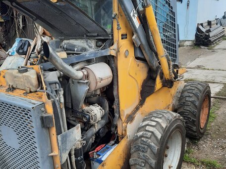 2012 John Deere 318, жёлтый, 1999999 рублей, вид 4