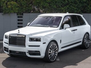 2022 Rolls-Royce Cullinan Black Badge I (Series I), белый, 43032782 рублей, вид 4