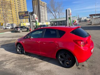 2011 Opel Astra J, красный, 472000 рублей, вид 5