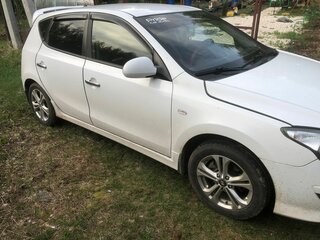 2011 Hyundai i30 I Рестайлинг, белый, 650000 рублей, вид 3