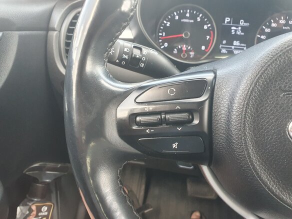2019 Kia Rio IV, красный, 1560000 рублей - вид 13