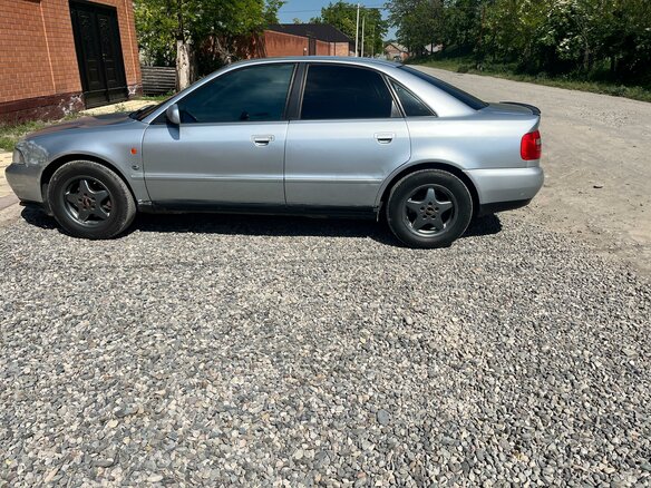 1997 Audi A4 I (B5), серебристый, 370000 рублей - вид 7