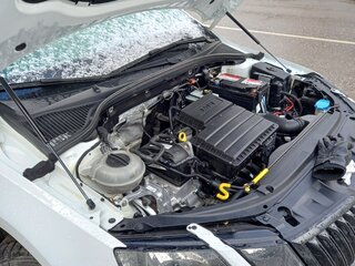 2017 Skoda Octavia III (A7) Рестайлинг, белый, 1700000 рублей, вид 3