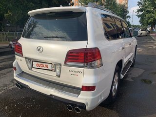 2015 Lexus LX 570 III Рестайлинг, белый, 6550000 рублей, вид 5