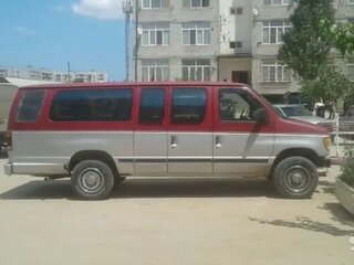 1993 Ford Econoline IV, пурпурный, 750000 рублей, вид 3