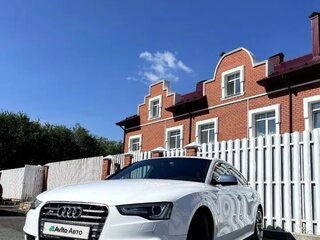 2012 Audi S5 I (8T) Рестайлинг, белый, 2450000 рублей, вид 3