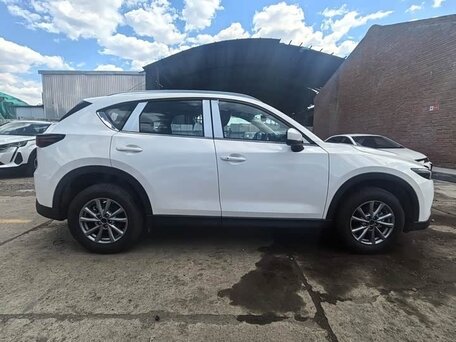 2026 Mazda CX-5 II Рестайлинг, белый, 3070000 рублей, вид 2