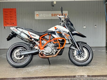 2011 KTM 990 SM, оранжевый, 600000 рублей, вид 1