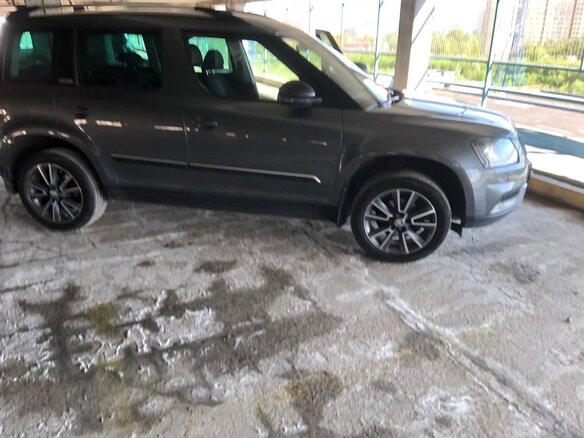 2017 Skoda Yeti I Рестайлинг, серый - вид 5