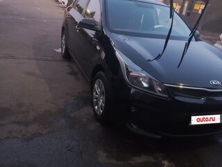 2018 Kia Rio IV, чёрный, 1249000 рублей, вид 2