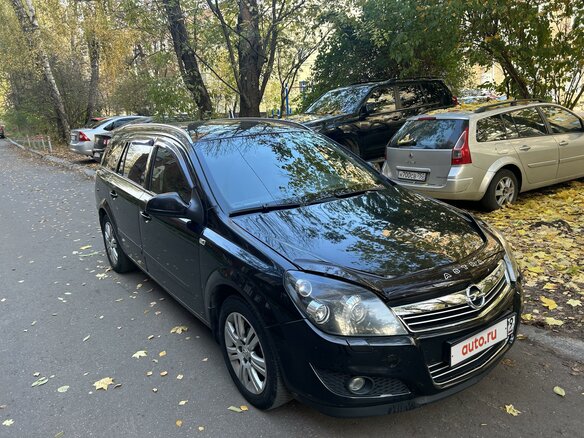 2010 Opel Astra H Рестайлинг, чёрный, 600000 рублей