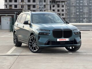 2022 BMW X7 40i I (G07) Рестайлинг, серый, 11200000 рублей, вид 3