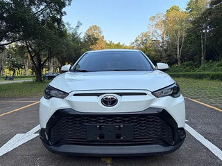2023 Toyota Frontlander I, белый, 3400000 рублей, вид 2