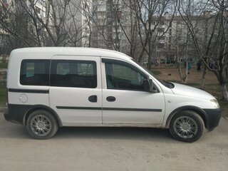 2004 Opel Combo C Рестайлинг, белый, 600000 рублей, вид 2
