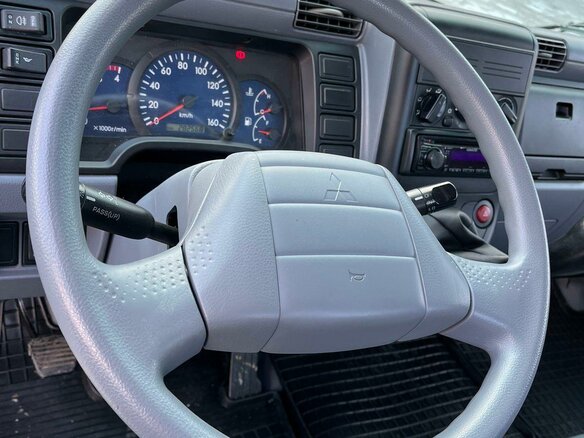 2012 Fuso (Mitsubishi) Canter, белый, 2800000 рублей - вид 8