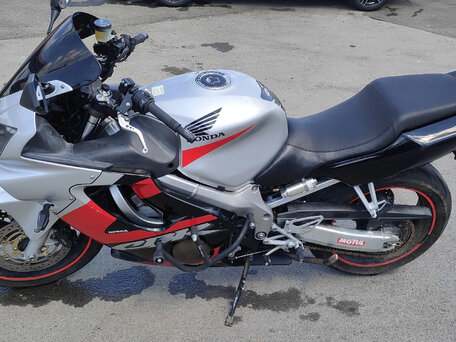 2003 Honda CBR 600F, серебристый, 515000 рублей, вид 2