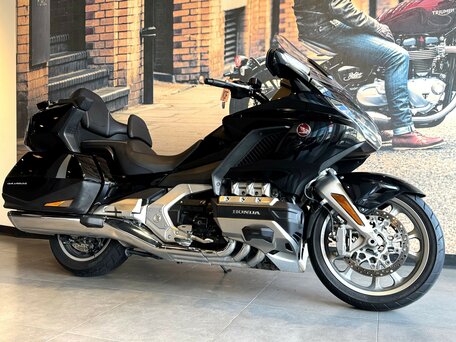 2018 Honda GL 1800 Gold Wing, чёрный, 2550000 рублей, вид 1