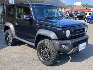 2023 Suzuki Jimny Sierra IV, чёрный, 1756666 рублей, вид 3