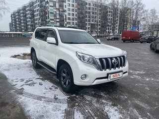 2016 Toyota Land Cruiser Prado 150 Series Рестайлинг 1, белый, 4000000 рублей, вид 1