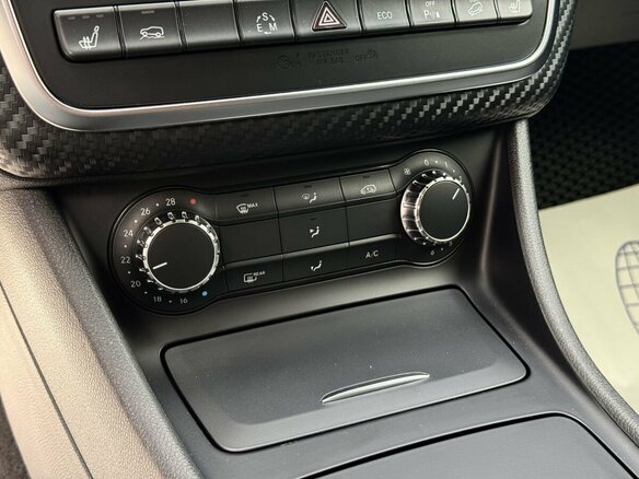 2014 Mercedes-Benz GLA 250 I (X156), чёрный - вид 15