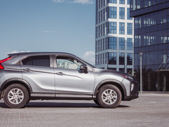 2018 Mitsubishi Eclipse Cross I, серый, 1630000 рублей - вид 5
