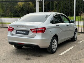 2017 Lada (ВАЗ) Vesta I, серебристый, 889000 рублей, вид 4