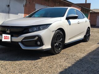 2020 Honda Civic X Рестайлинг, белый, 2400000 рублей, вид 1