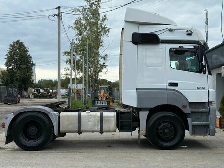 2006 Mercedes-Benz Axor, белый, 2300000 рублей, вид 4