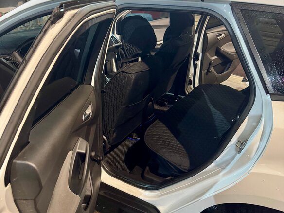 2014 Ford Focus III, серебристый, 700000 рублей - вид 8