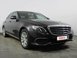 2016 Mercedes-Benz E-Класс 200 V (W213, S213, C238), чёрный, 2050000 рублей, вид 5