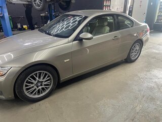 2008 BMW 3 серии 320i V (E90/E91/E92/E93), бежевый, 1300000 рублей, вид 2