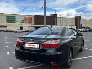 2017 Toyota Camry VII (XV50) Рестайлинг, чёрный, 1640000 рублей, вид 3