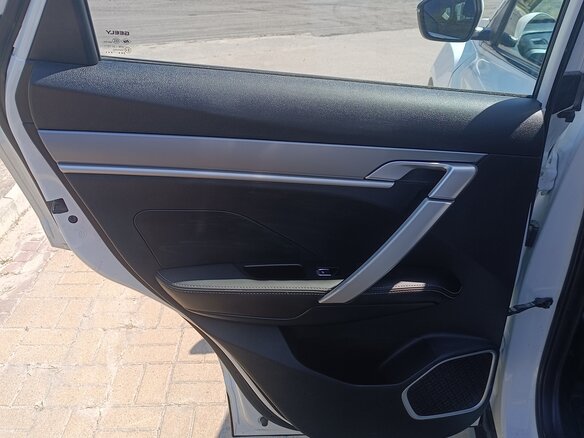 2023 Geely Coolray I, белый, 1790000 рублей - вид 16