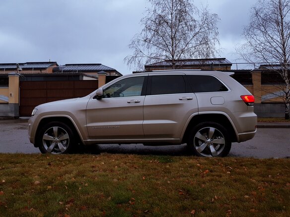2014 Jeep Grand Cherokee IV (WK2) Рестайлинг, золотистый - вид 3