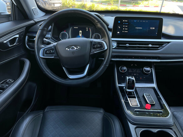 2023 Chery Tiggo 8 I Рестайлинг, белый, 1799000 рублей - вид 9