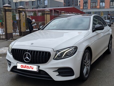 2018 Mercedes-Benz E-Класс 200 V (W213, S213, C238), белый, 3290000 рублей, вид 1