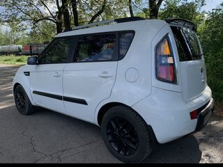 2010 Kia Soul I, белый, 860000 рублей, вид 4