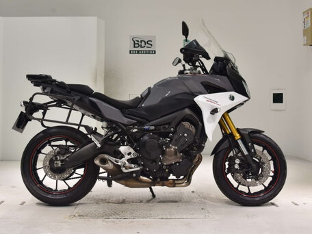 2016 Yamaha MT-09 Tracer (FJ-09), серый, 730000 рублей, вид 2